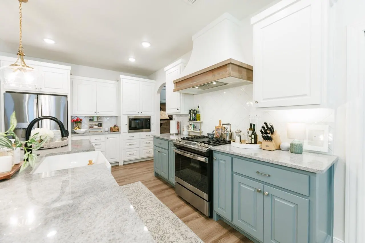 Photo 12 — 5203 Quincy Avenue, Lubbock, TX 79407