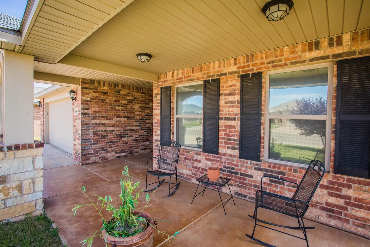 Photo 4 — 6929 37th Street, Lubbock, TX 79407