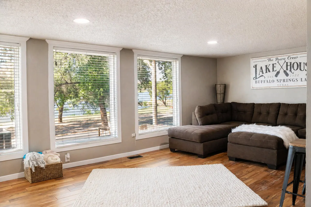 Photo 11 — 21 Comanche Drive, Lubbock, TX 79404