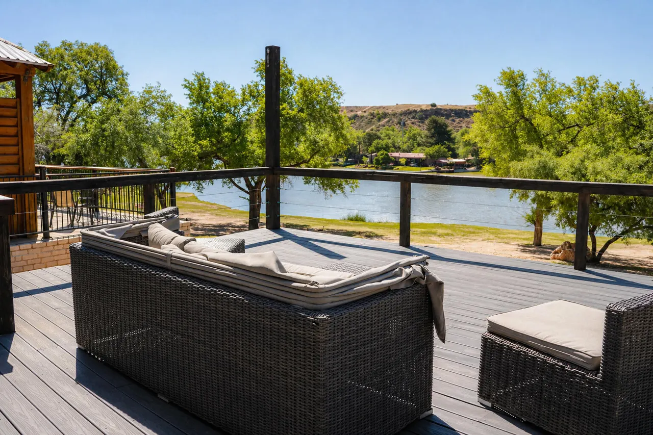 Photo 8 — 21 Comanche Drive, Lubbock, TX 79404