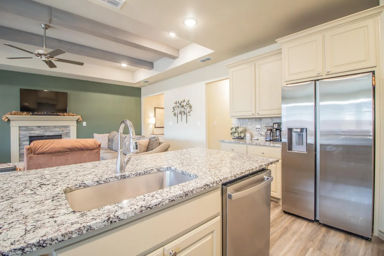 Photo 11 — 7204 23rd Street, Lubbock, TX 79407