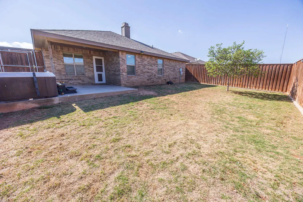 Photo 19 — 11203 Akron Avenue, Lubbock, TX 79423