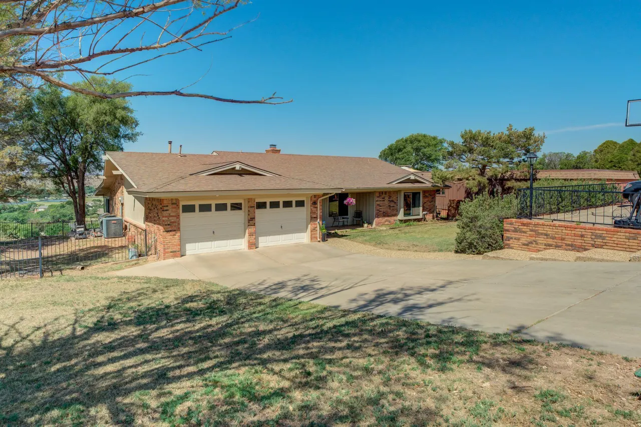 Front exterior — 35 E Canyonview Drive, Ransom Canyon, TX 79366