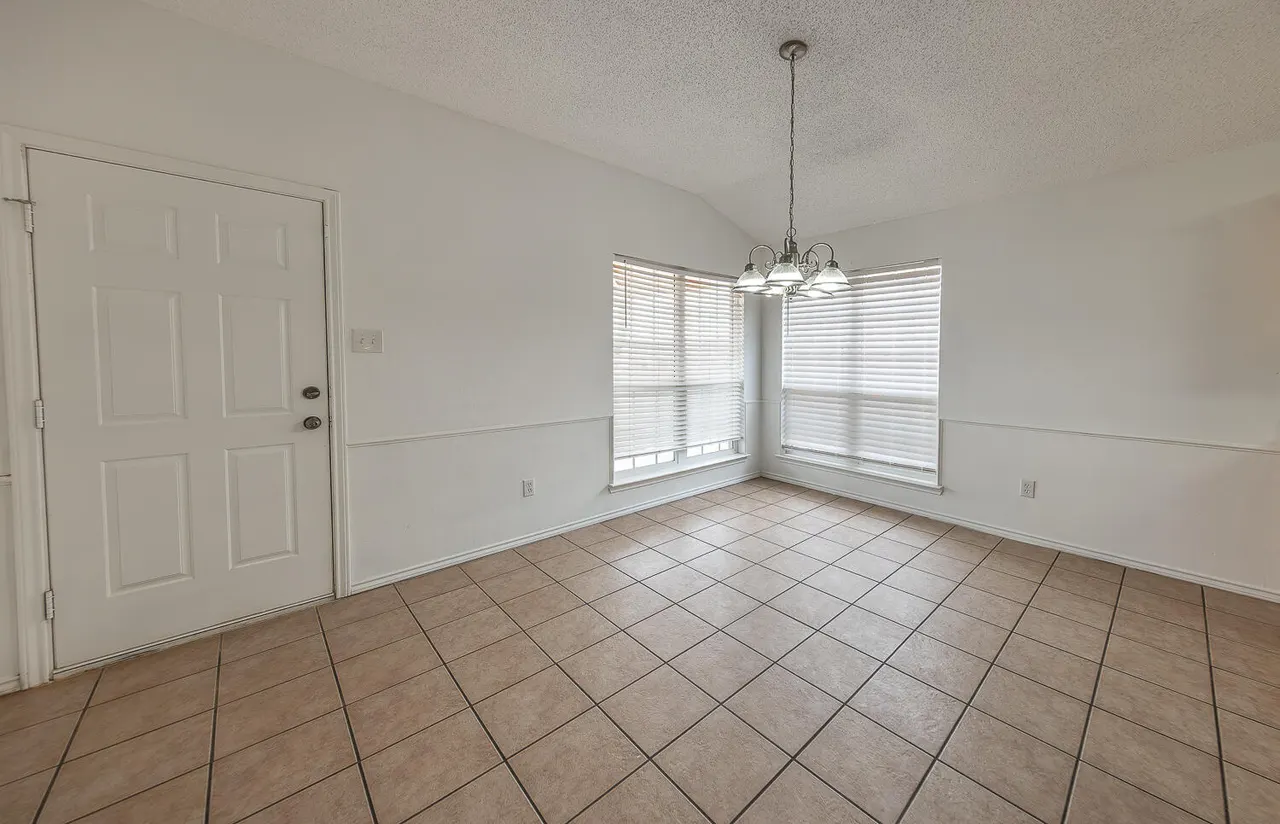 Photo 6 — 507 N Kline Avenue, Lubbock, TX 79416