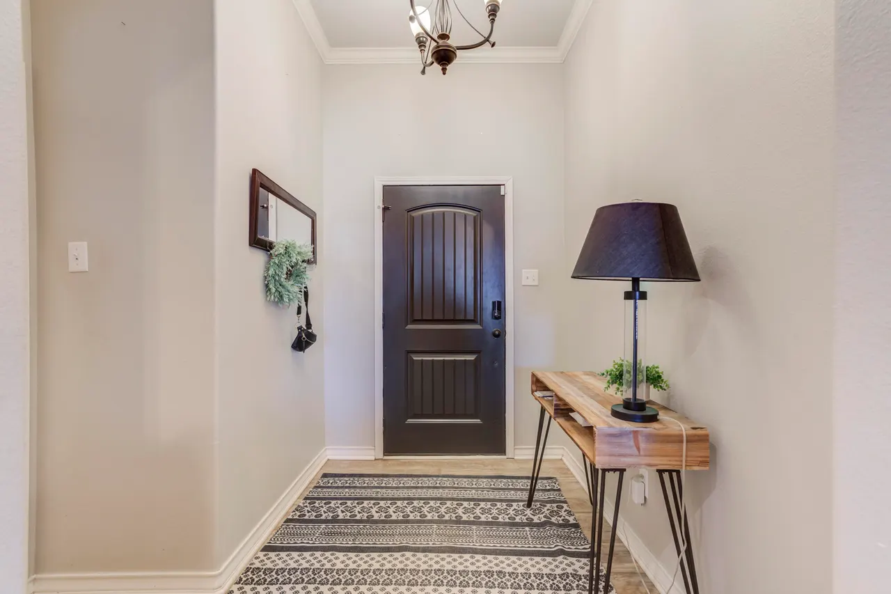 Photo 4 — 2504 Kent Street, Lubbock, TX 79415