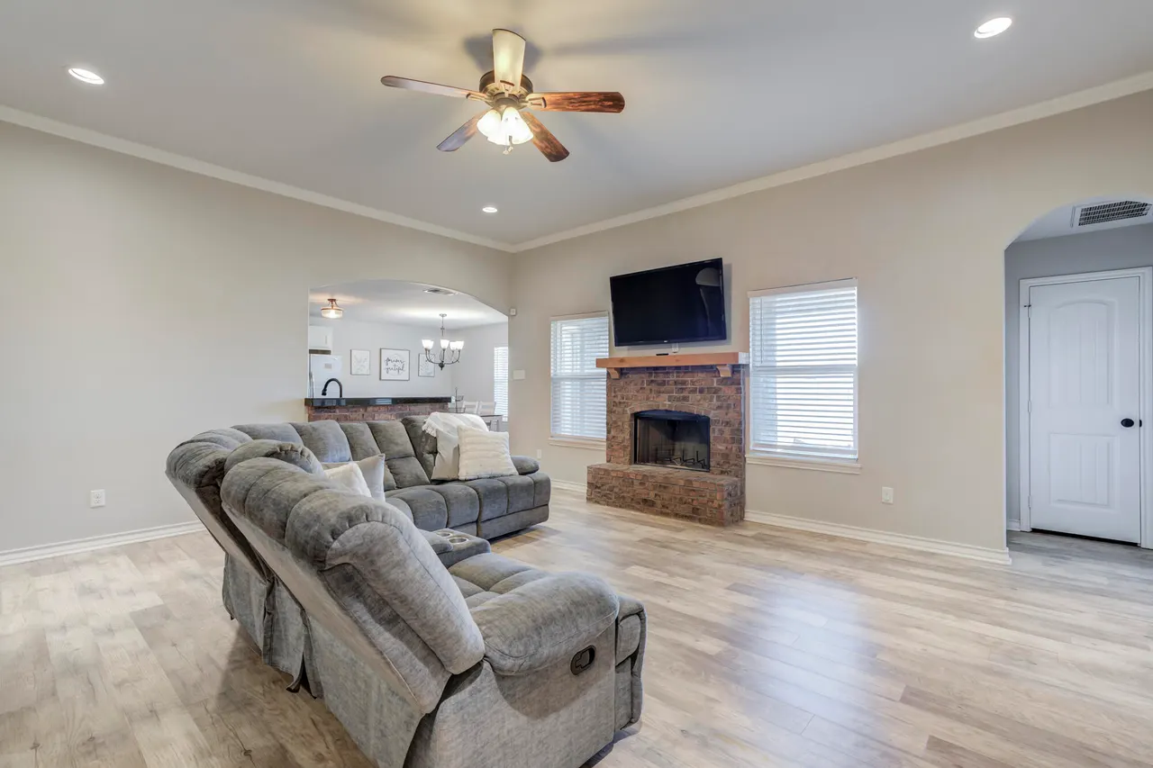 Photo 6 — 2504 Kent Street, Lubbock, TX 79415