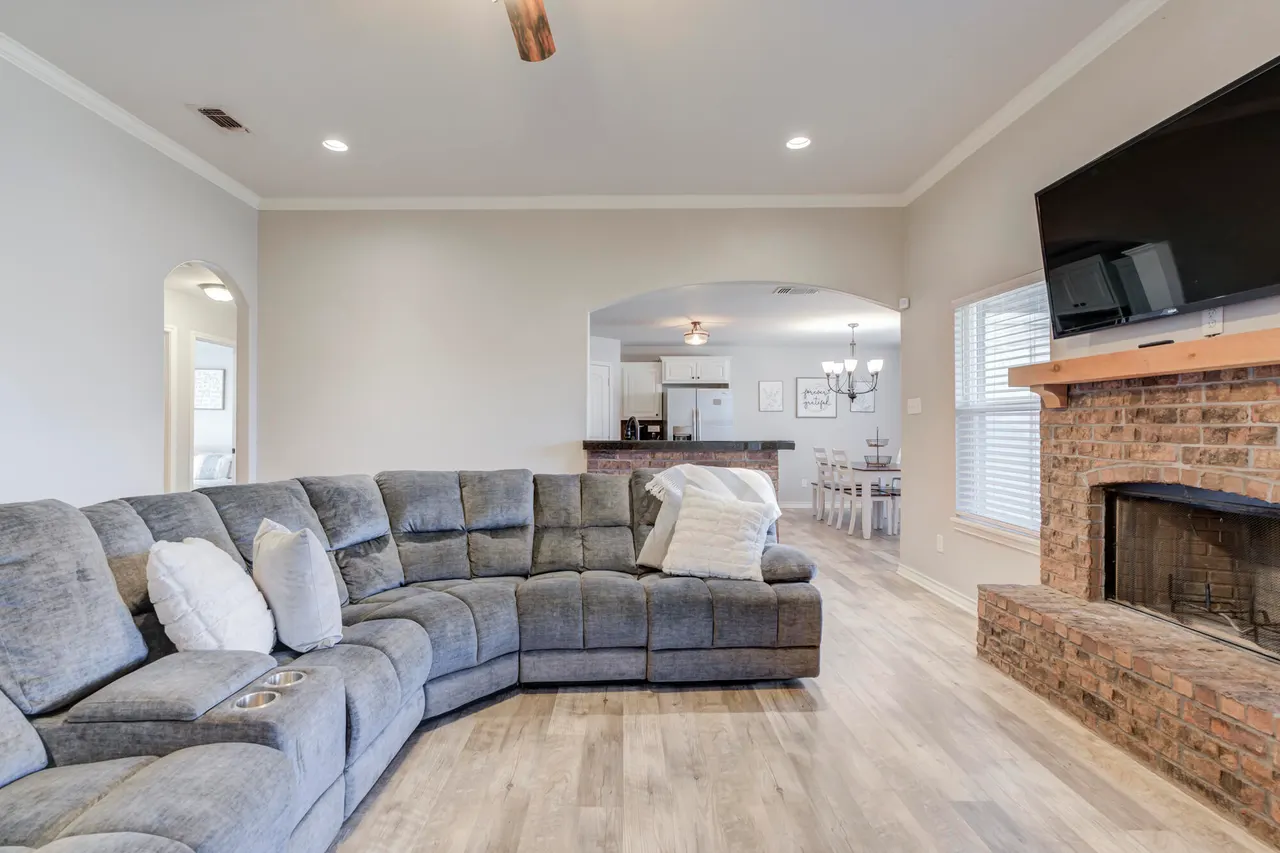 Photo 12 — 2504 Kent Street, Lubbock, TX 79415
