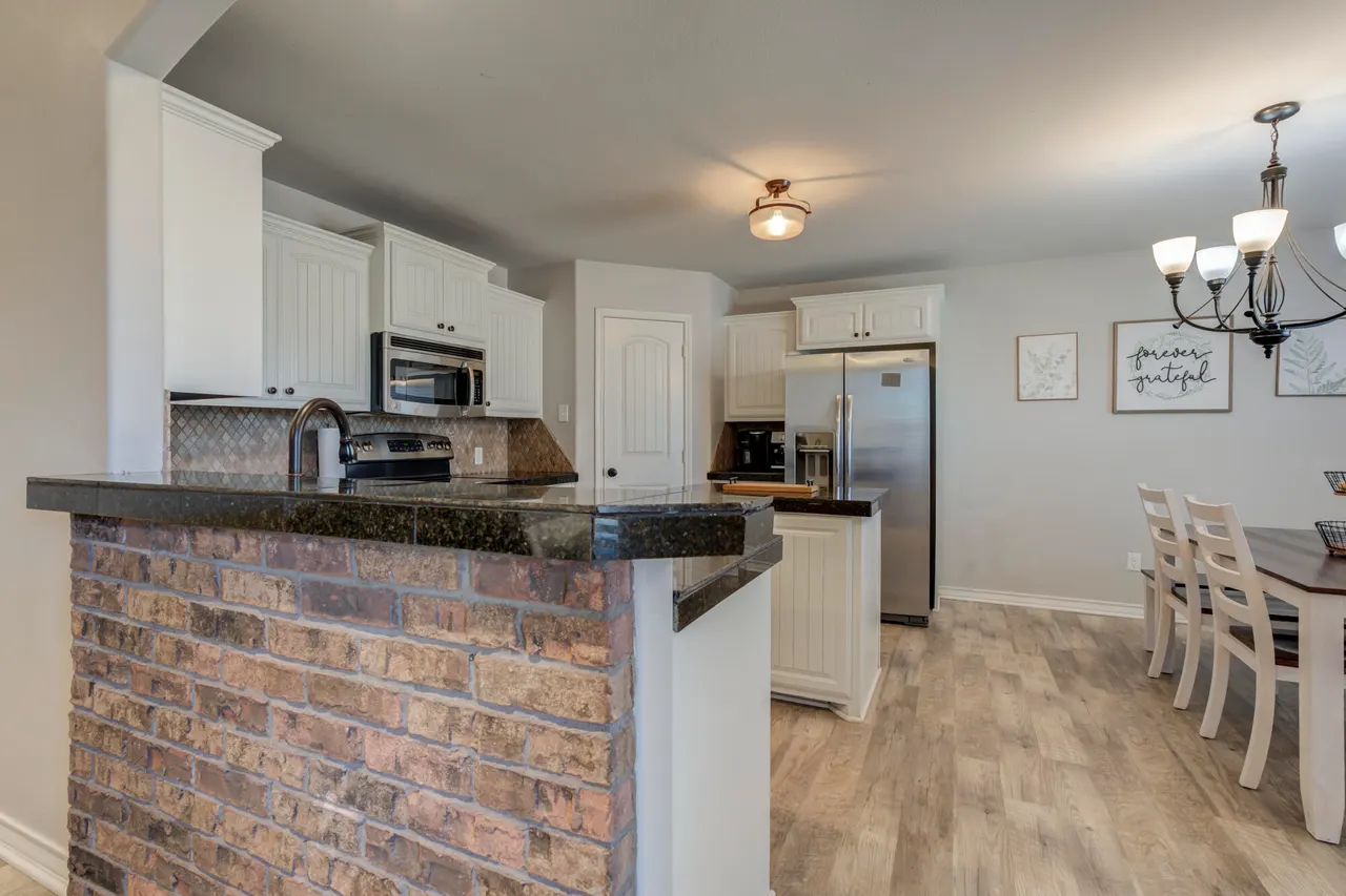 Photo 14 — 2504 Kent Street, Lubbock, TX 79415