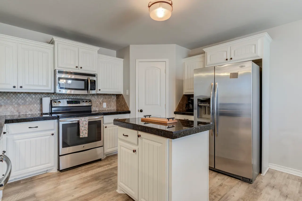 Photo 17 — 2504 Kent Street, Lubbock, TX 79415