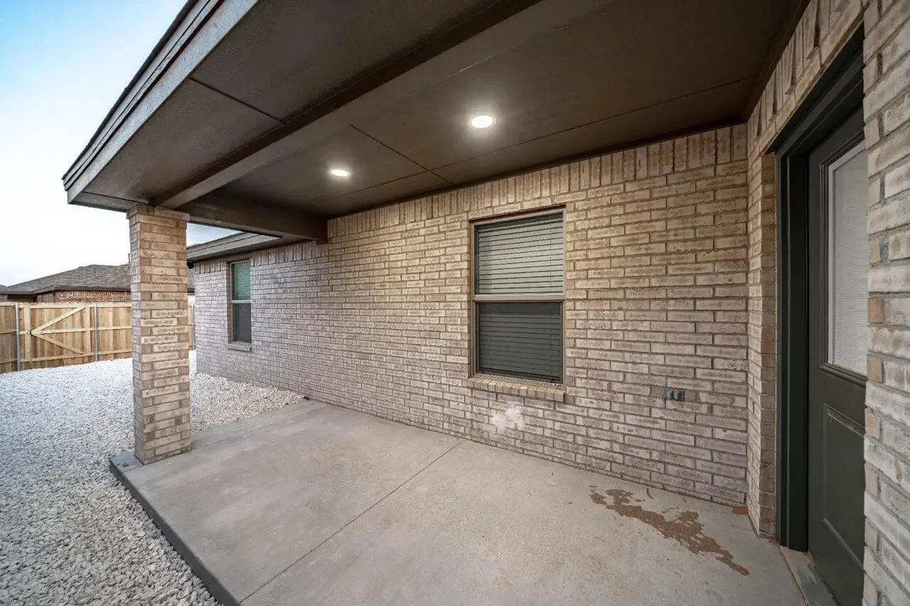 Photo 2 — 1206 N Evanston Avenue, Lubbock, TX 79416