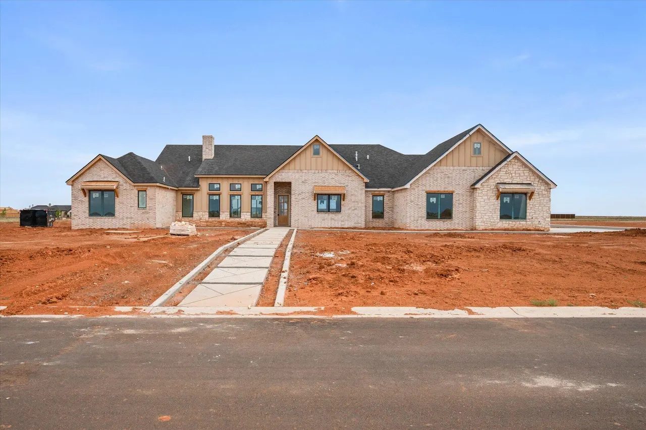 Photo 2 — 5909 County Road 7665, Lubbock, TX 79423