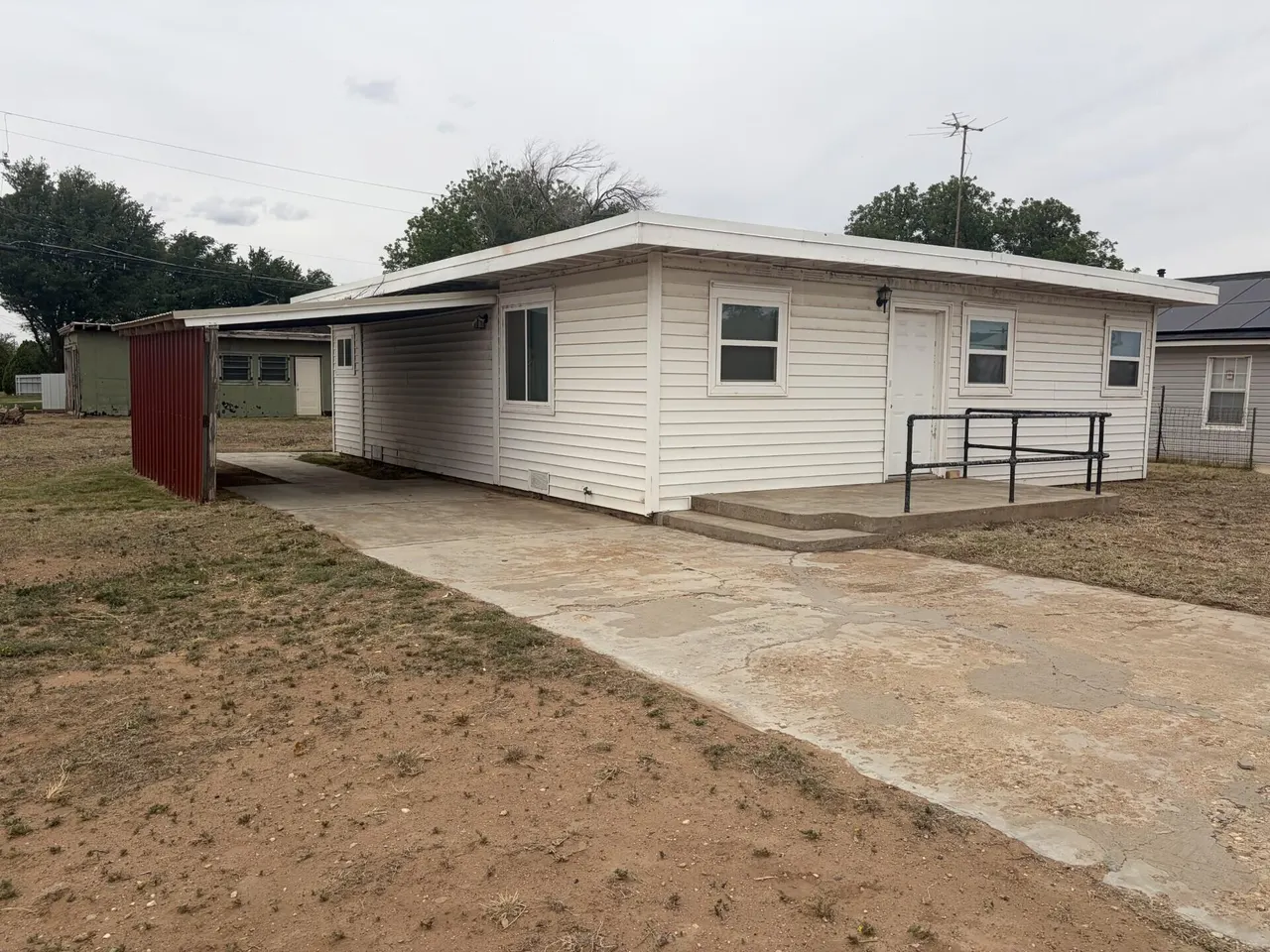Front exterior — 501 Avenue D, Abernathy, TX 79311