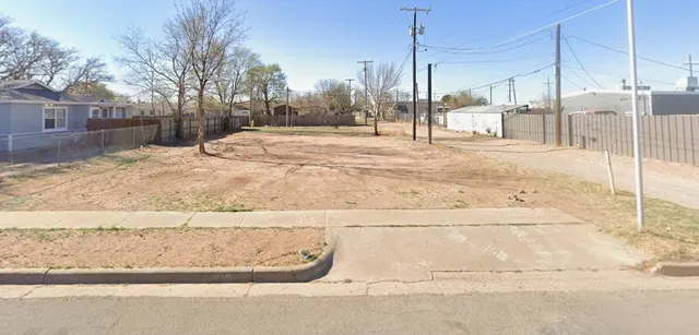 Photo 2 — 625 39th Street, Lubbock, TX 79404