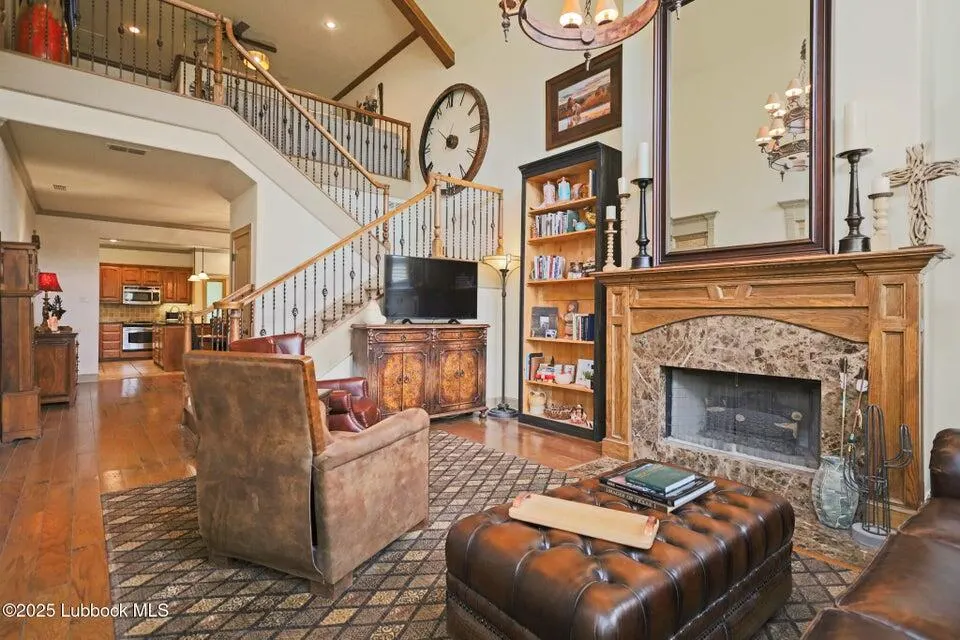Photo 5 — 4501 19th Street 6, Lubbock, TX 79407
