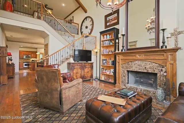 Photo 5 — 4501 19th Street 6, Lubbock, TX 79407