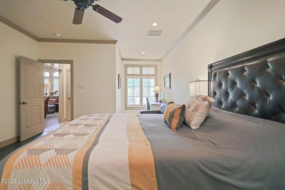 Photo 17 — 4501 19th Street 6, Lubbock, TX 79407