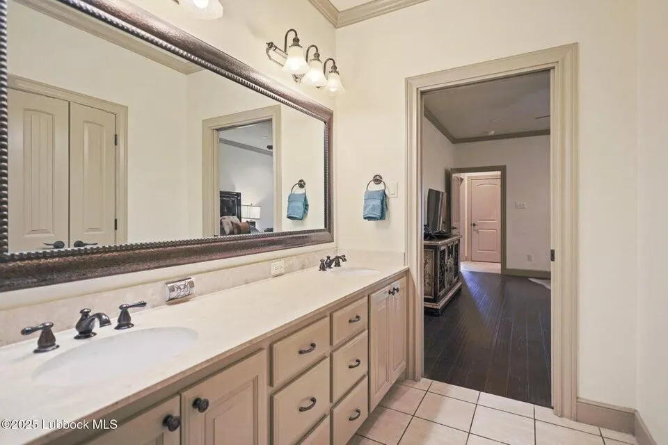 Photo 21 — 4501 19th Street 6, Lubbock, TX 79407
