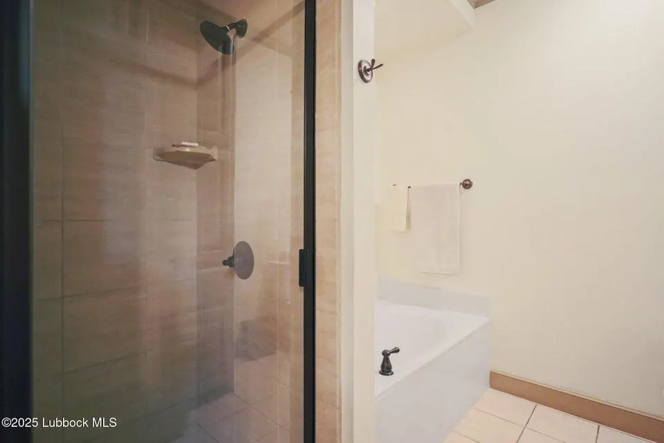 Photo 22 — 4501 19th Street 6, Lubbock, TX 79407
