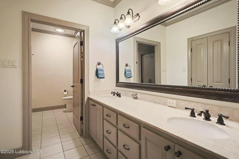 Photo 23 — 4501 19th Street 6, Lubbock, TX 79407