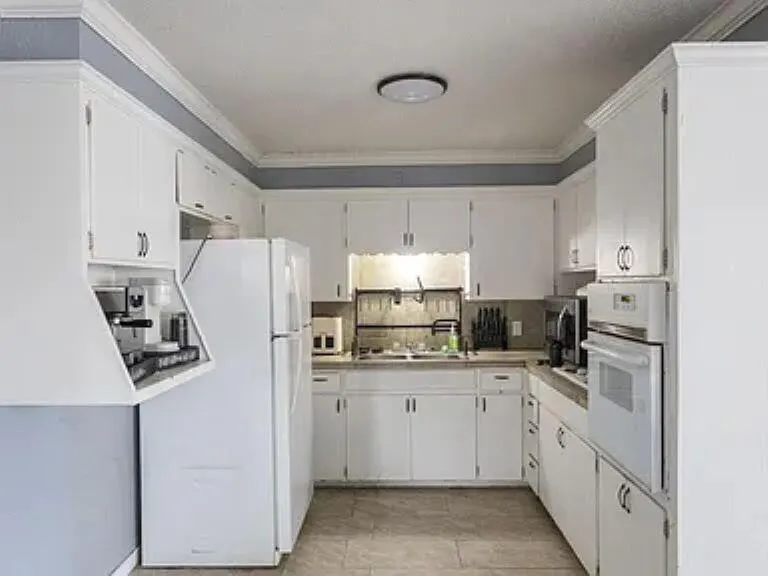 Photo 7 — 1320 43rd Street, Lubbock, TX 79412