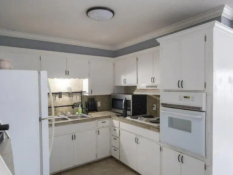 Photo 8 — 1320 43rd Street, Lubbock, TX 79412