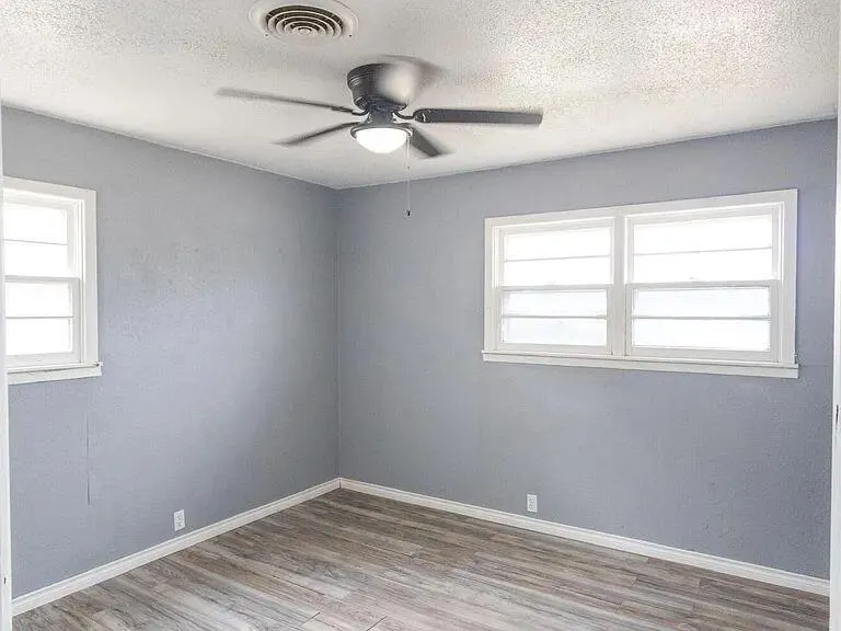 Photo 16 — 1320 43rd Street, Lubbock, TX 79412