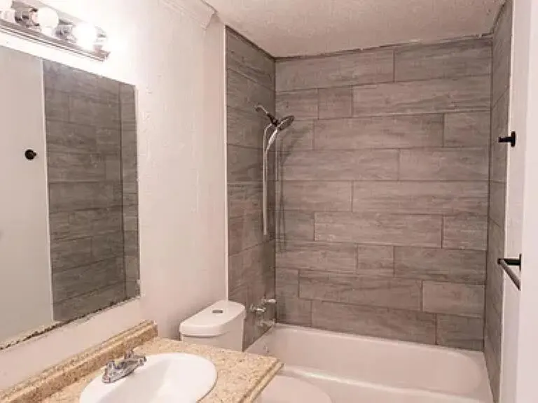 Photo 18 — 1320 43rd Street, Lubbock, TX 79412