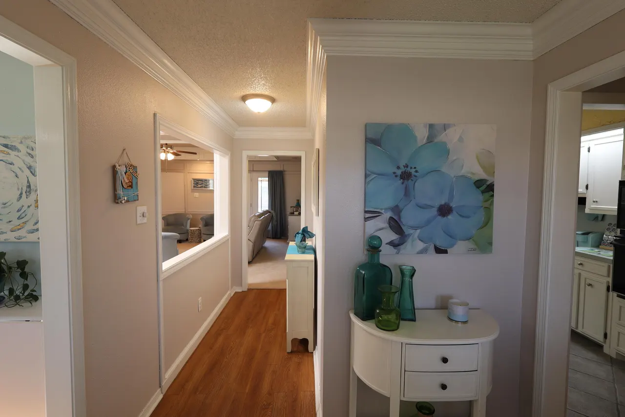 Photo 8 — 5815 Duke Street, Lubbock, TX 79416