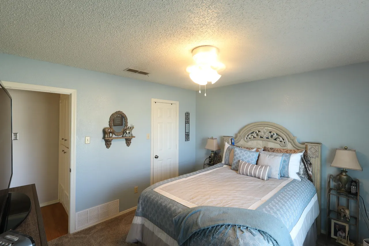 Photo 21 — 5815 Duke Street, Lubbock, TX 79416