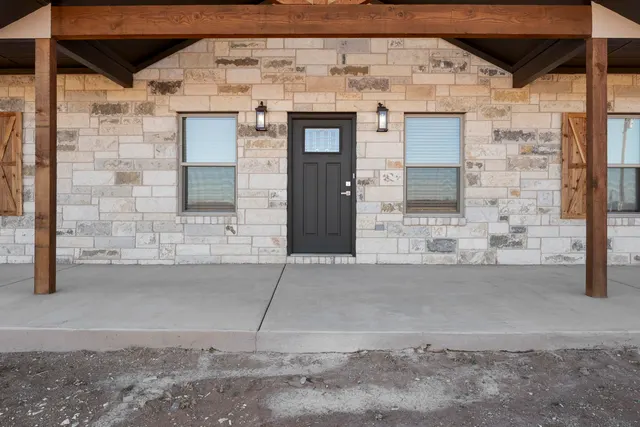 Photo 4 — 16706 N County Road 1200, Shallowater, TX 79363