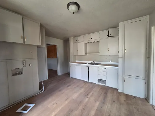 Photo 8 — 614 39th Street, Lubbock, TX 79404