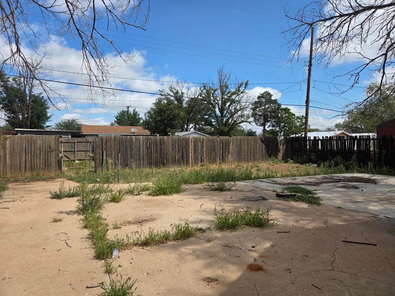 Photo 9 — 614 39th Street, Lubbock, TX 79404