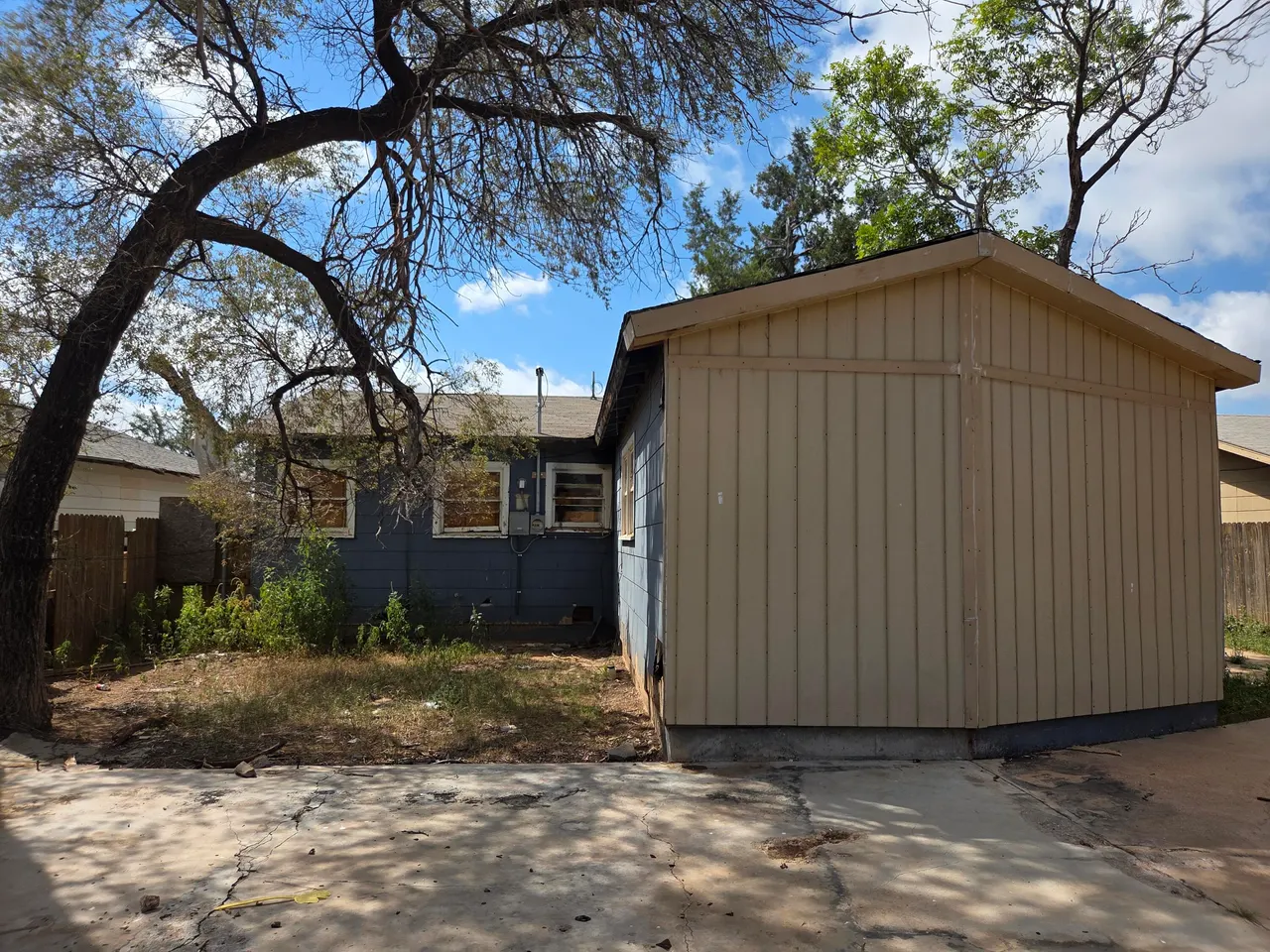 Photo 10 — 614 39th Street, Lubbock, TX 79404