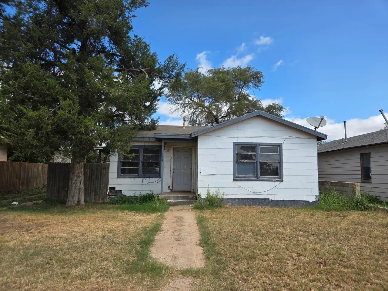 Photo 11 — 614 39th Street, Lubbock, TX 79404