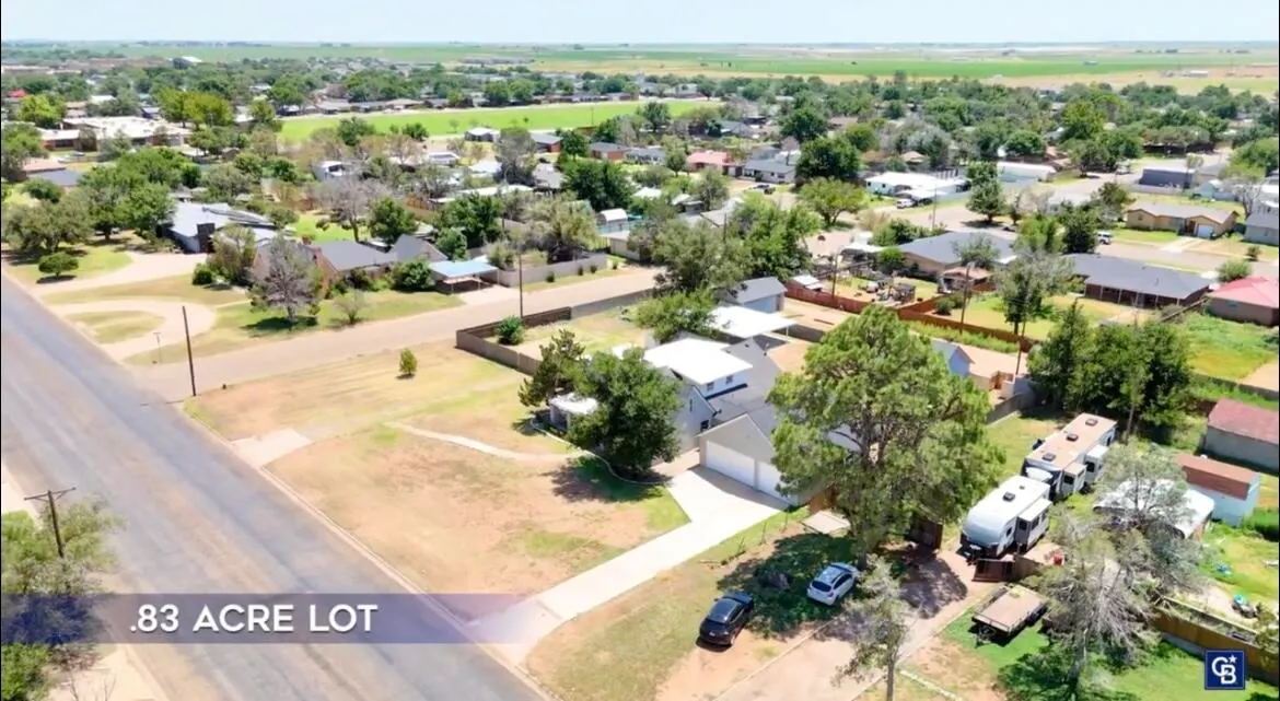 Photo 5 — 304 Cactus Drive, Levelland, TX 79336
