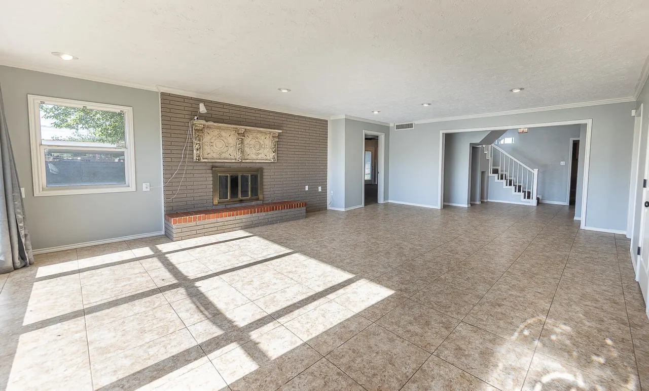 Photo 9 — 304 Cactus Drive, Levelland, TX 79336
