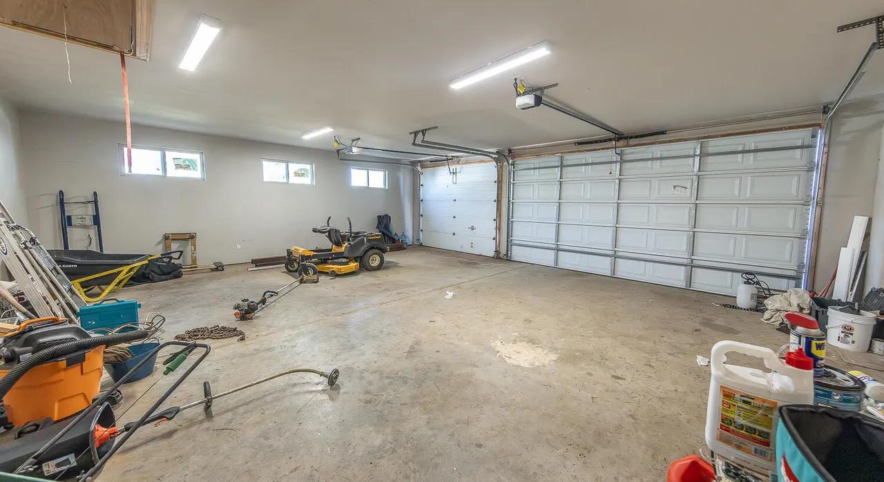 Photo 21 — 304 Cactus Drive, Levelland, TX 79336