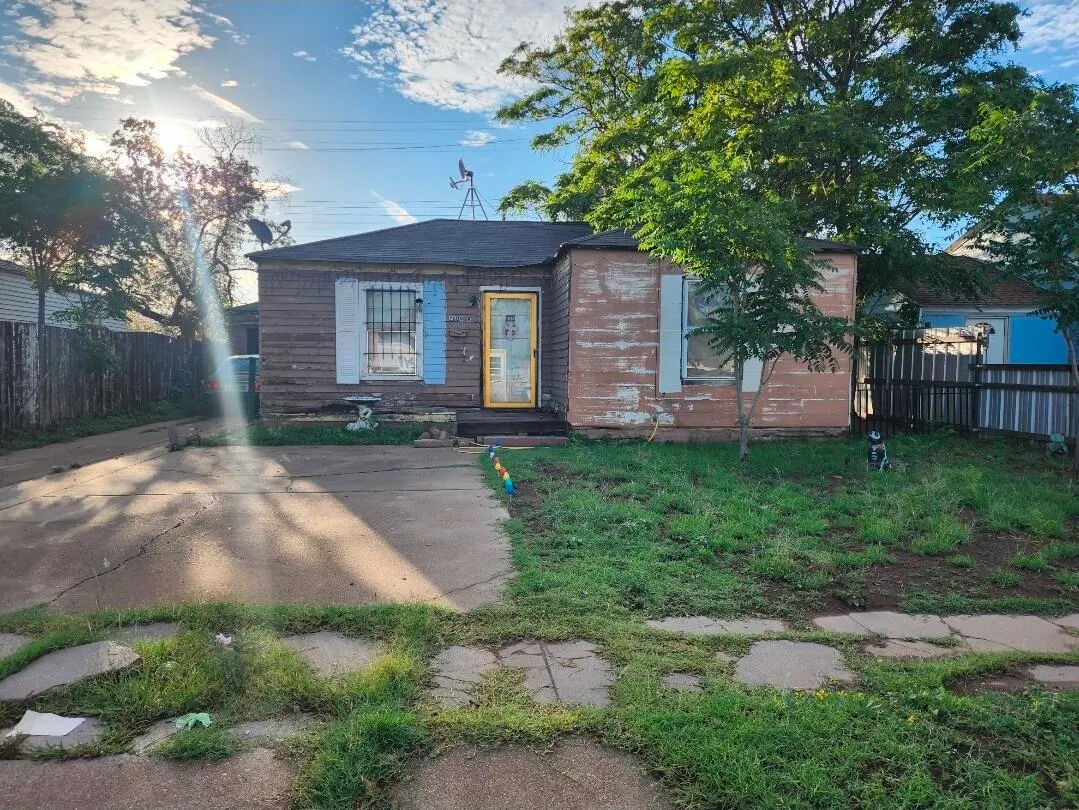 Front exterior — 2609 Avenue K, Lubbock, TX 79411
