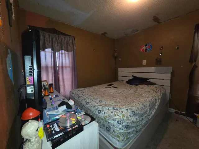 Photo 6 — 2609 Avenue K, Lubbock, TX 79411