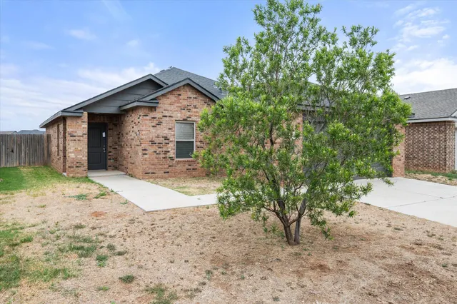 Photo 3 — 1012 Preston Trail, Wolfforth, TX 79382