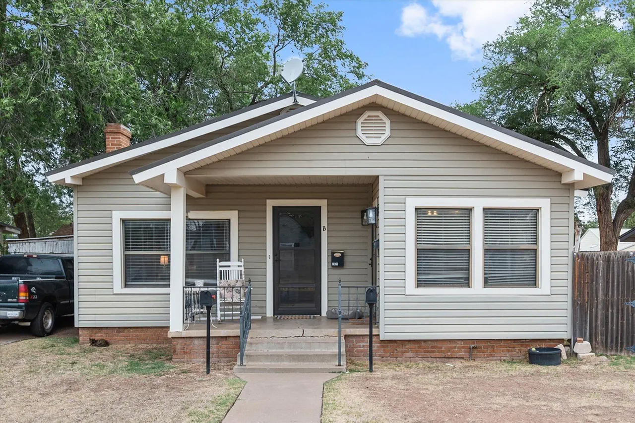 Photo 41 — 2420 25th Street, Lubbock, TX 79411