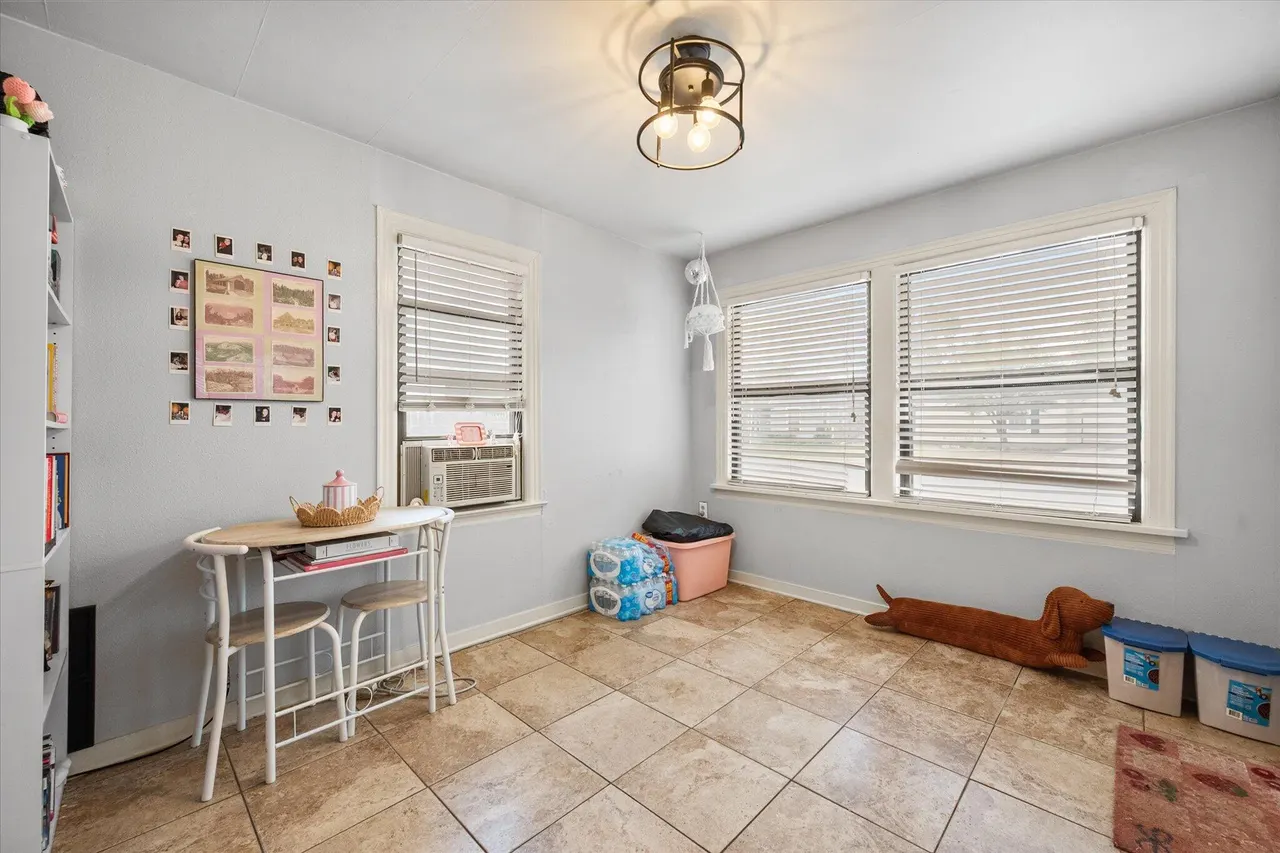 Photo 28 — 2420 25th Street, Lubbock, TX 79411
