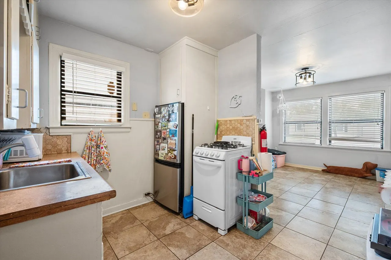 Photo 29 — 2420 25th Street, Lubbock, TX 79411