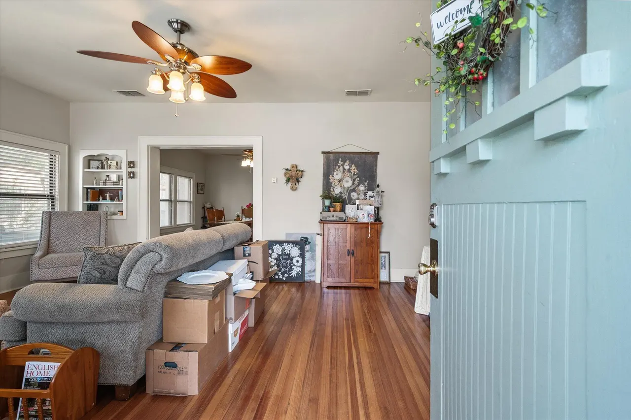 Photo 6 — 2420 25th Street, Lubbock, TX 79411
