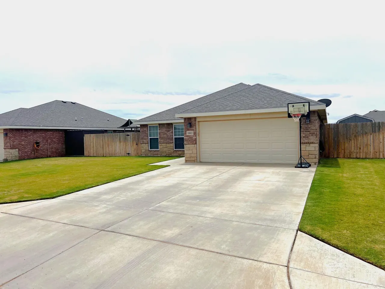 Photo 2 — 8803 10th Place, Lubbock, TX 79416
