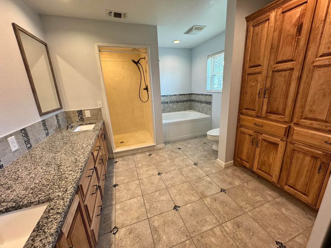 Photo 17 — 215 Lometa Drive, Plainview, TX 79072
