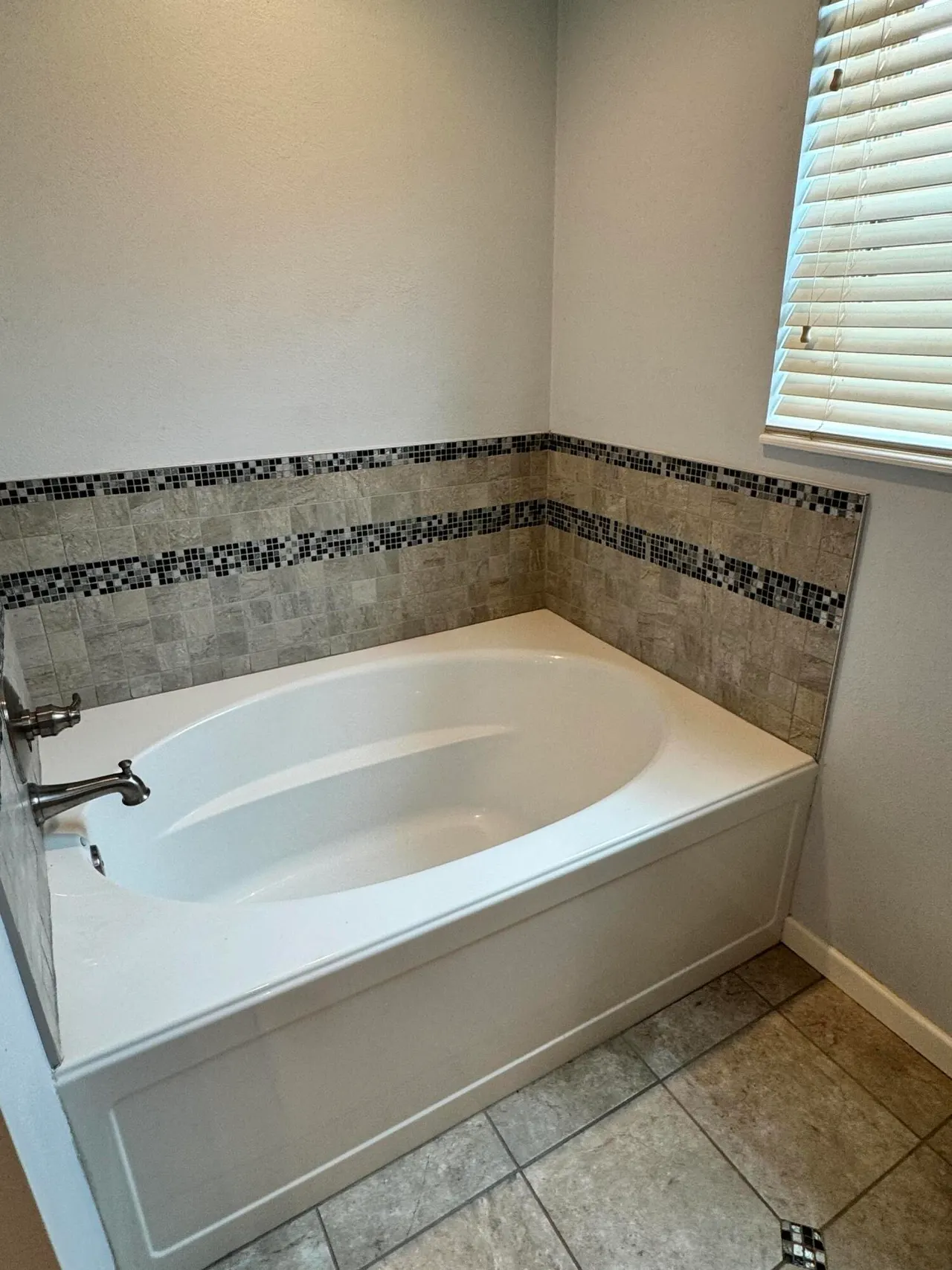 Photo 18 — 215 Lometa Drive, Plainview, TX 79072