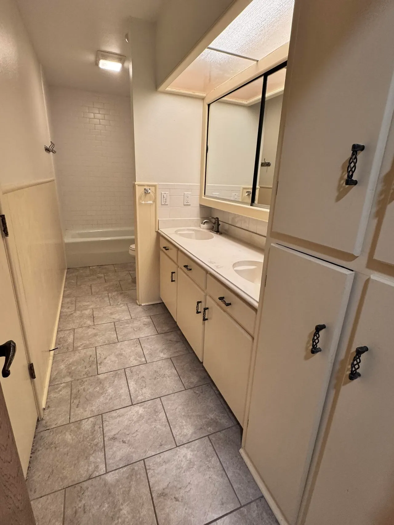 Photo 22 — 215 Lometa Drive, Plainview, TX 79072