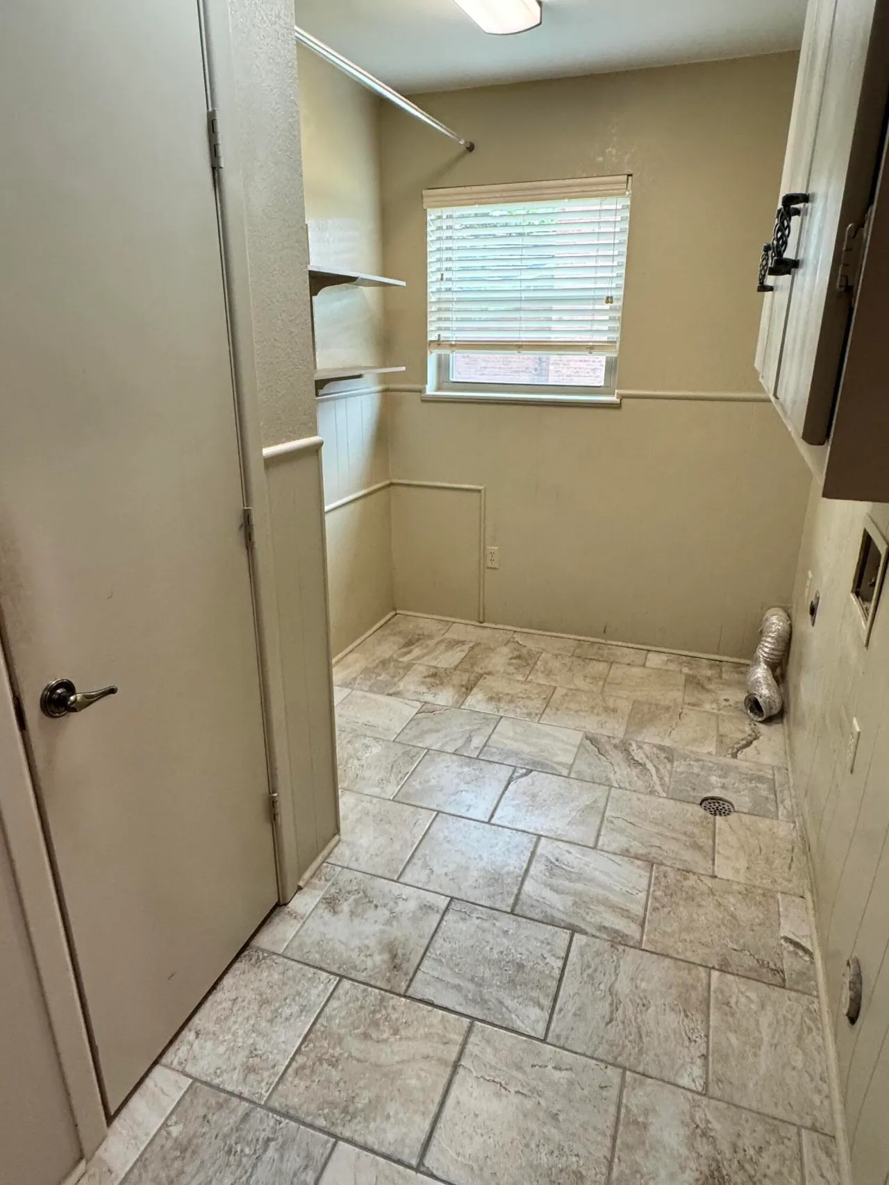 Photo 12 — 215 Lometa Drive, Plainview, TX 79072