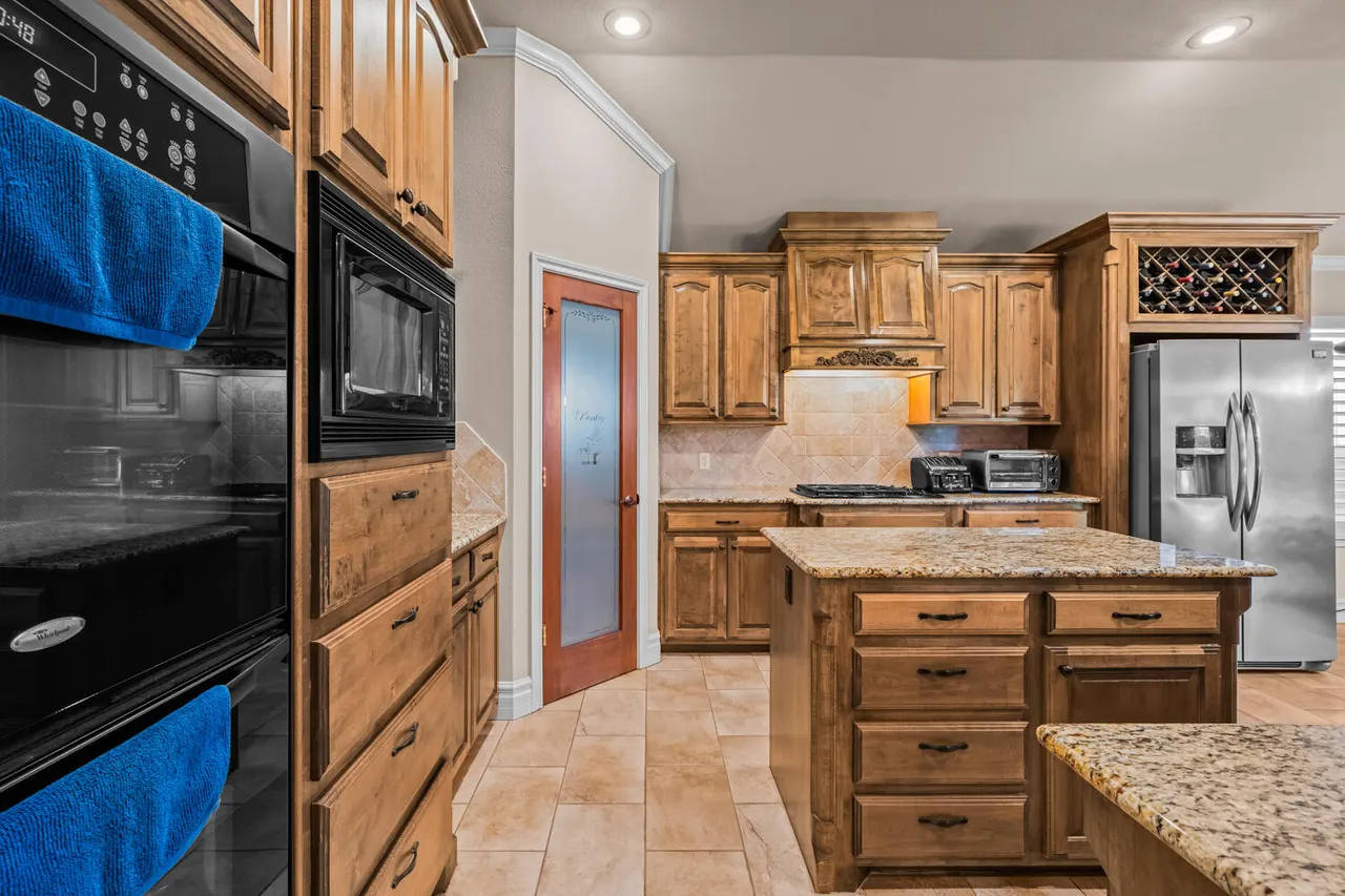 Photo 14 — 6008 90th Street, Lubbock, TX 79424
